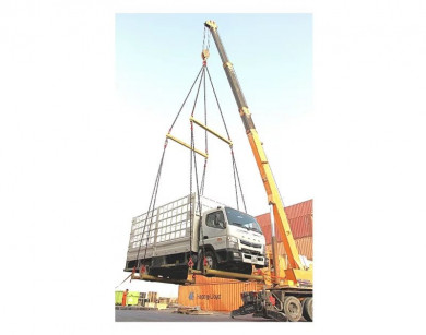 Truck/Vehicle lifting spreaders